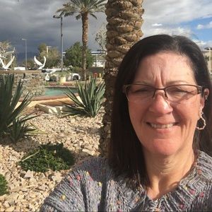 Meet your Posher, Sherry